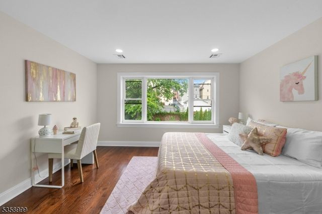 22 Race St, Nutley Twp., NJ 07110