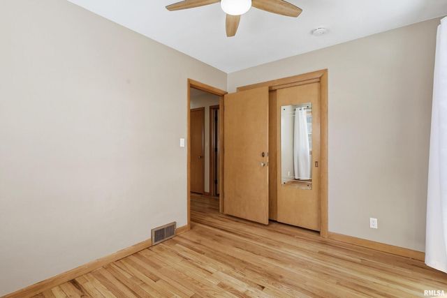 71 CRESTWOOD Terrace, Davenport, IA 52803