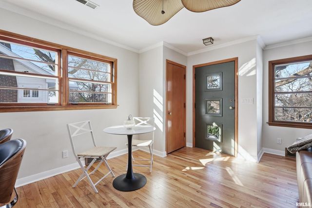 71 CRESTWOOD Terrace, Davenport, IA 52803