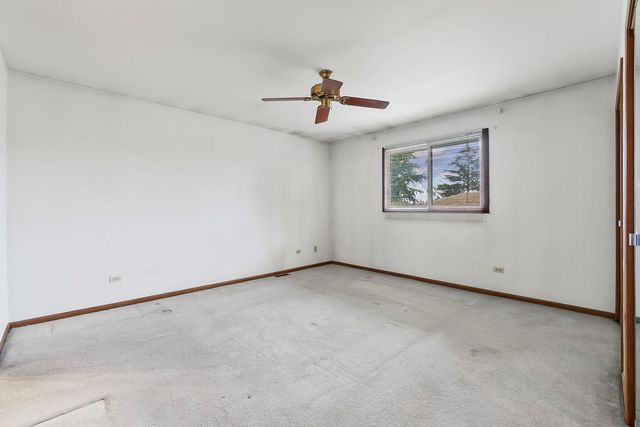 14405 Creekwood Drive, Orland Park, IL 60467