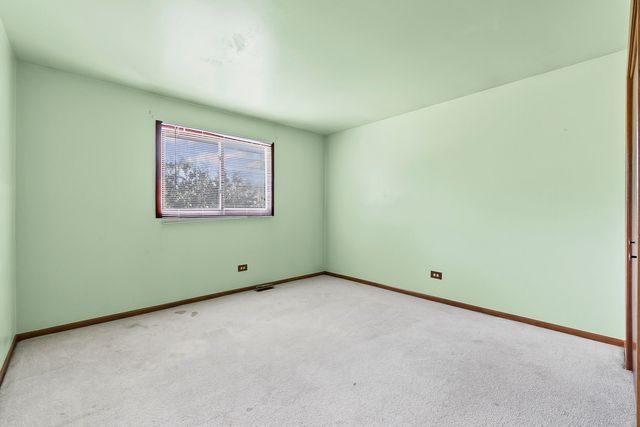 14405 Creekwood Drive, Orland Park, IL 60467