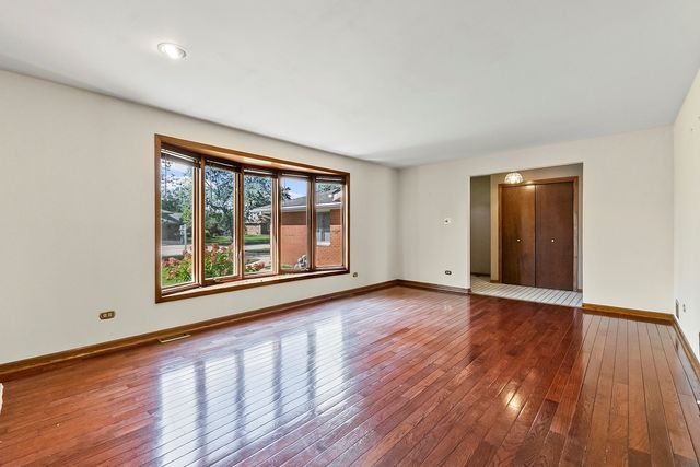 14405 Creekwood Drive, Orland Park, IL 60467