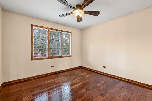 14405 Creekwood Drive, Orland Park, IL 60467