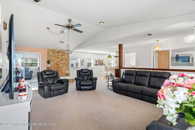 18801 Orange Hill Drive, Hudson, FL 34667
