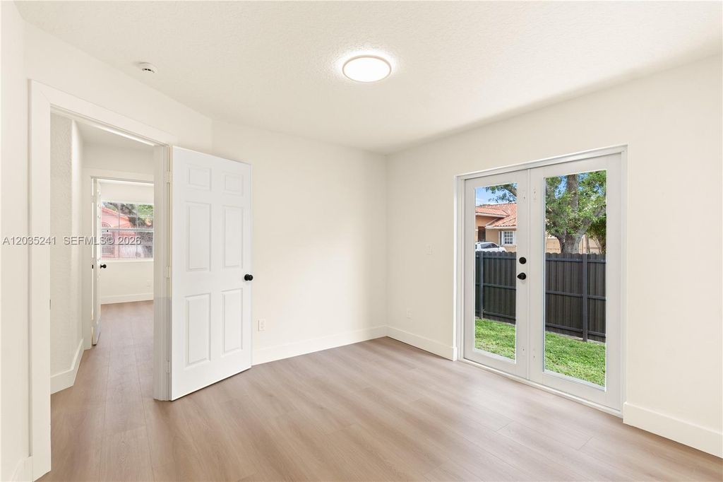 Image 27 of property listing at 15153 NW 89th Pl, Miami Lakes, FL 33018
