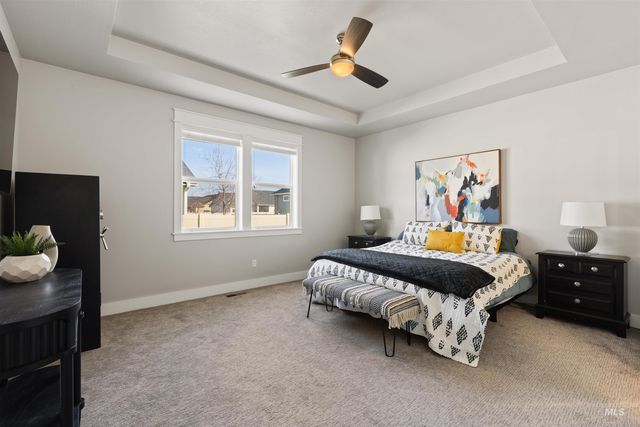 4551 S Lava Springs Loop, Nampa, ID 83686