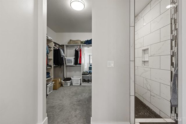 4551 S Lava Springs Loop, Nampa, ID 83686