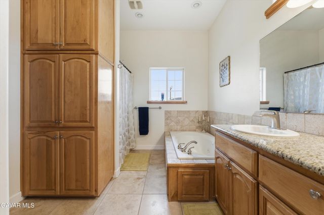 20000 Brite Valley Road, Tehachapi, CA 93561