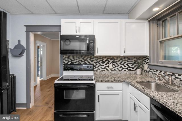 2132 HIGHLAND AVE, Reading, PA 19606
