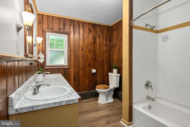 2132 HIGHLAND AVE, Reading, PA 19606
