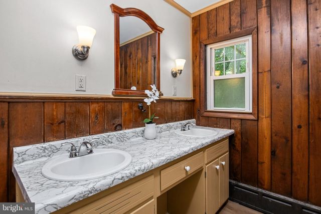 2132 HIGHLAND AVE, Reading, PA 19606