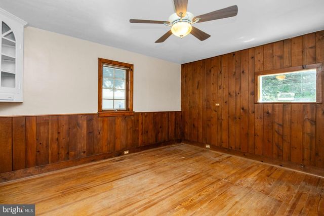 2132 HIGHLAND AVE, Reading, PA 19606