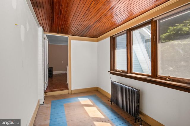 2132 HIGHLAND AVE, Reading, PA 19606
