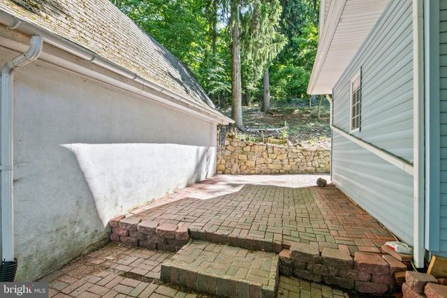 2132 HIGHLAND AVE, Reading, PA 19606