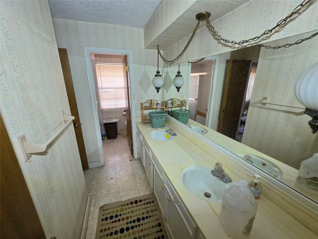 14915 Gladebrook Drive, Houston, TX 77068