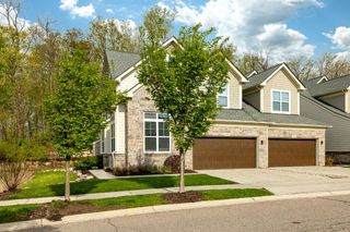 3000 N Spurway Drive, Ann Arbor, MI 48105