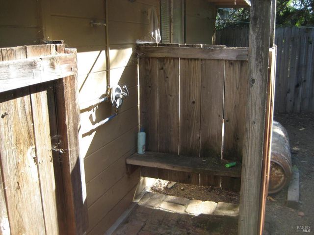 6304 6th Ave, Lucerne, CA 95458