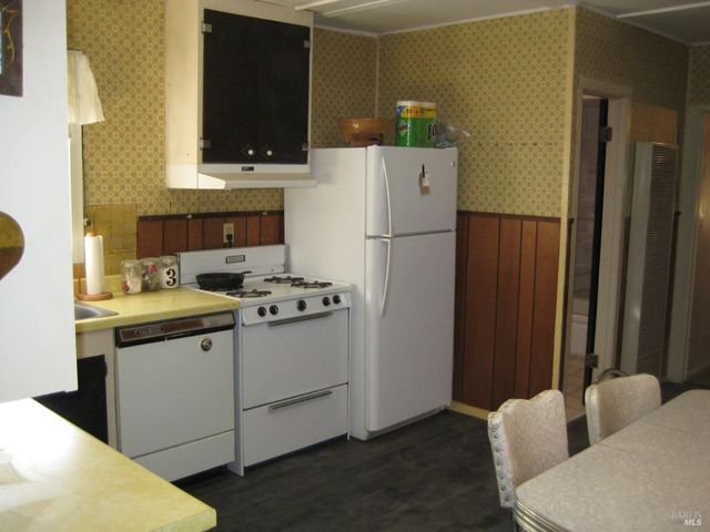 6304 6th Ave, Lucerne, CA 95458