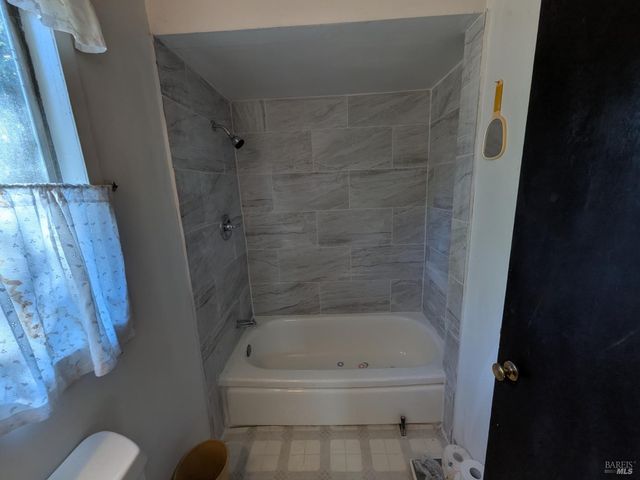 6304 6th Ave, Lucerne, CA 95458