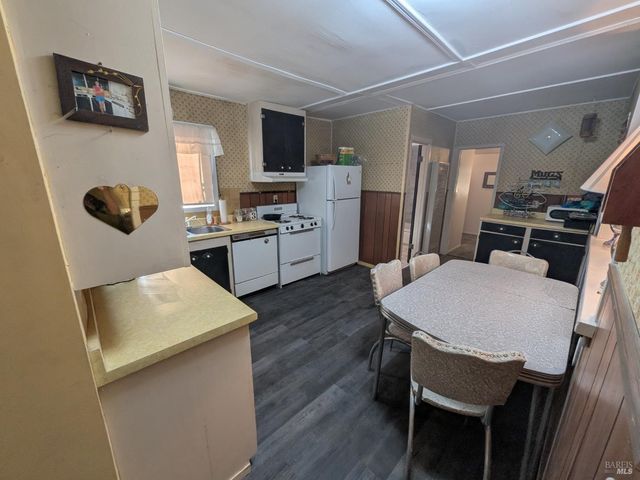 6304 6th Ave, Lucerne, CA 95458