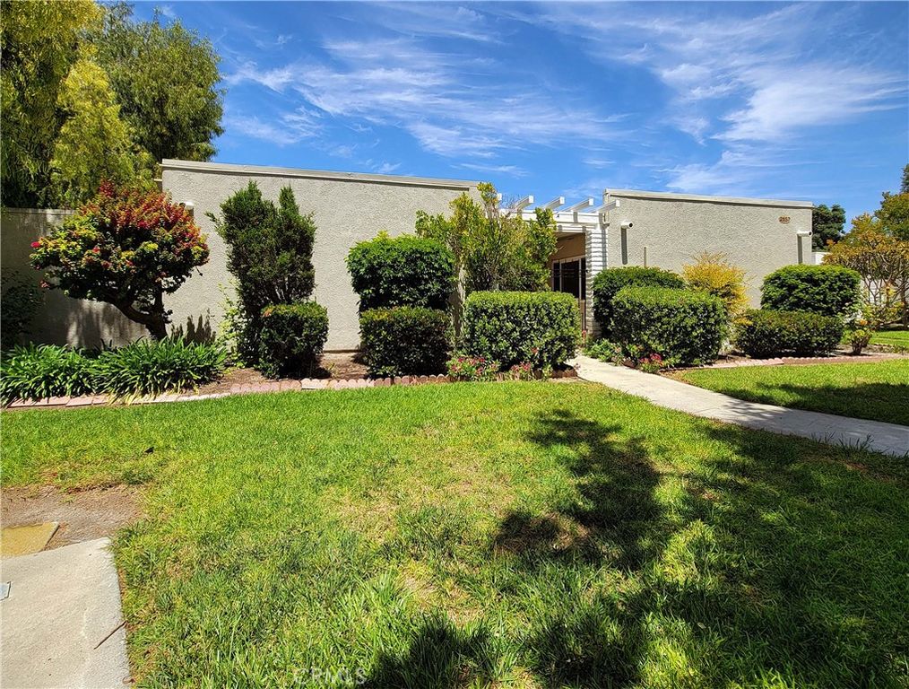 2157 Via Mariposa E A, Laguna Woods, CA 92637