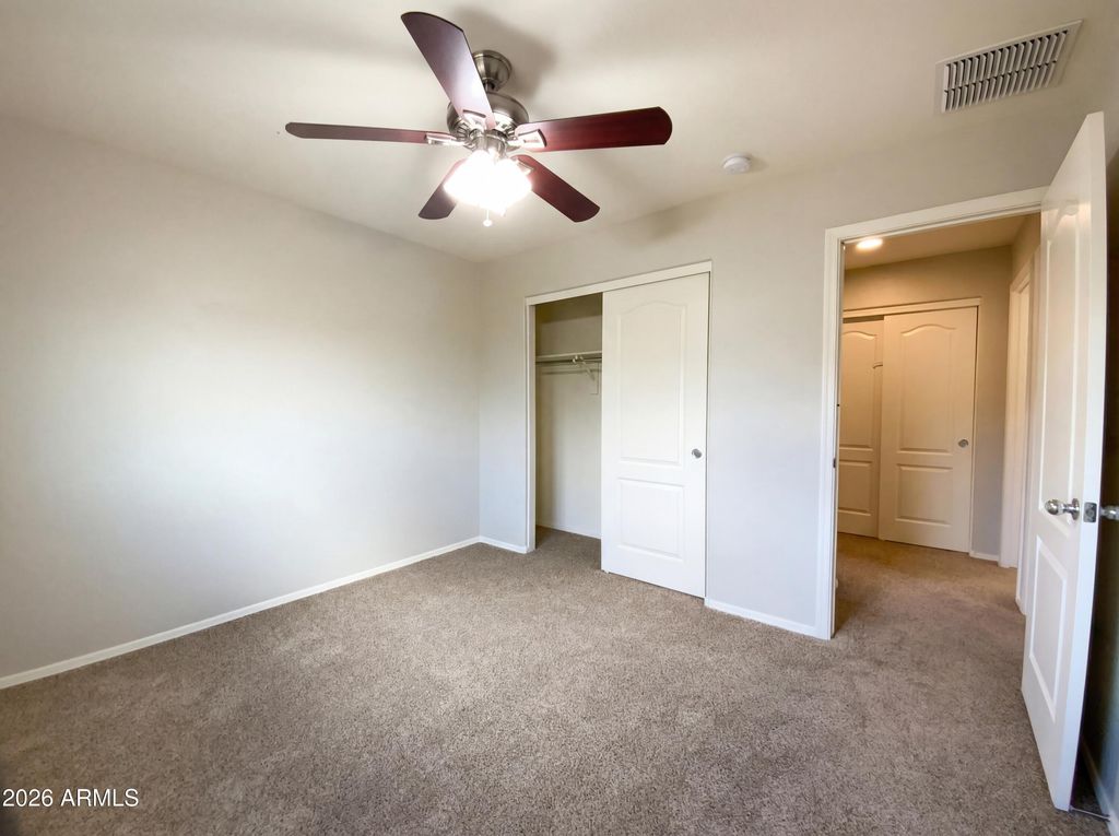 Image 13 of property listing at 21218 E PECAN Lane, Queen Creek, AZ 85142