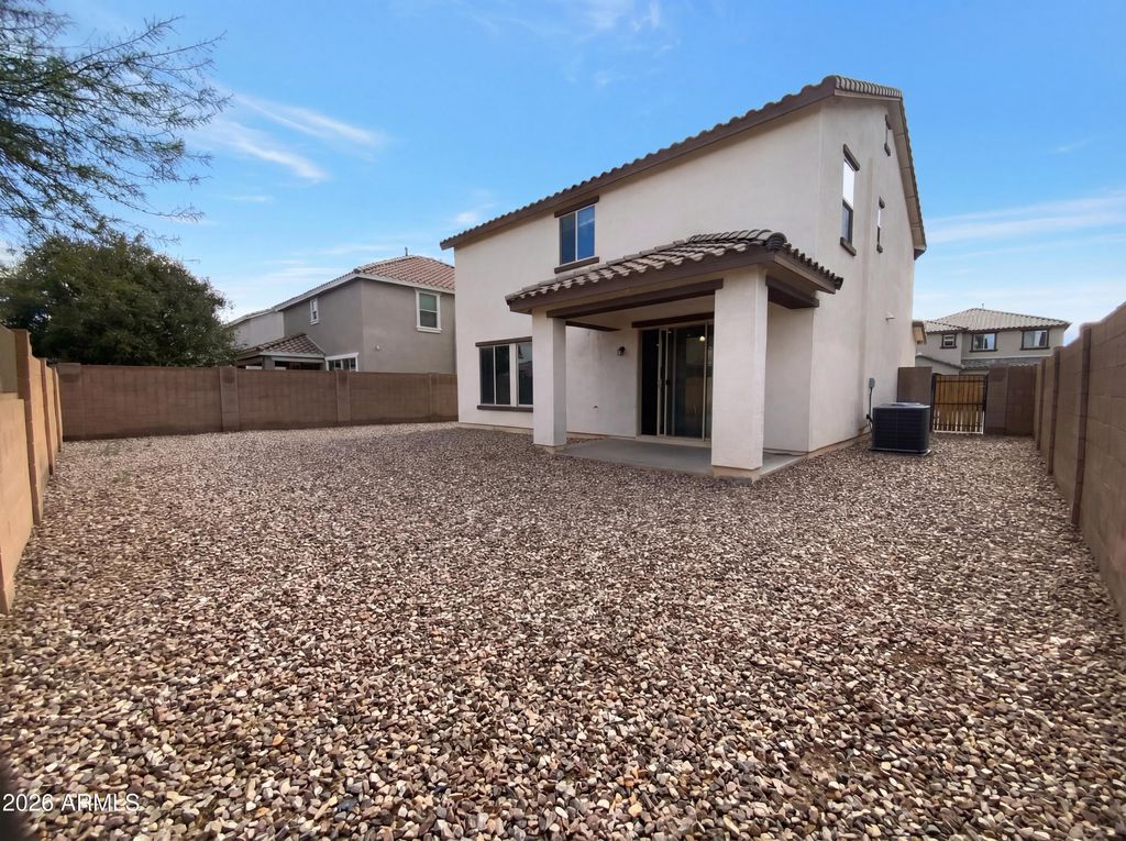 Image 19 of property listing at 21218 E PECAN Lane, Queen Creek, AZ 85142
