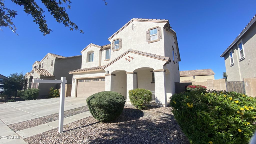 Image 2 of property listing at 21218 E PECAN Lane, Queen Creek, AZ 85142