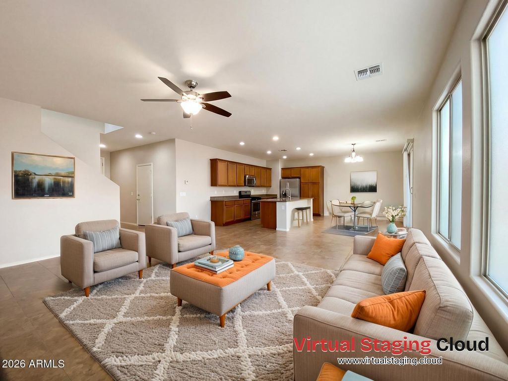 Image 3 of property listing at 21218 E PECAN Lane, Queen Creek, AZ 85142