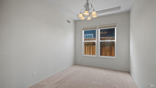 1923 Lansdowne Way, Petaluma, CA 94954