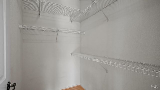 1923 Lansdowne Way, Petaluma, CA 94954