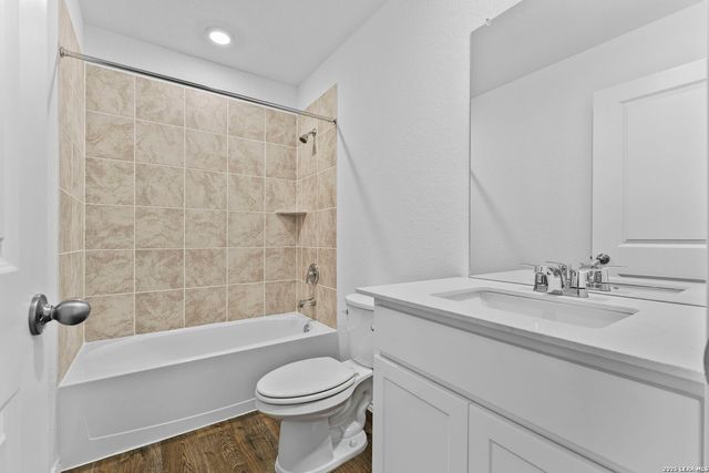 4263 marjoram, Von Ormy, TX 78073