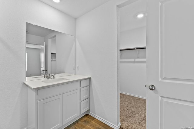 4263 marjoram, Von Ormy, TX 78073