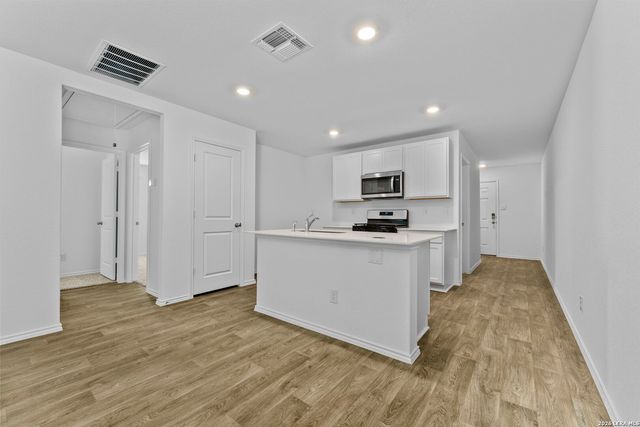 4263 marjoram, Von Ormy, TX 78073