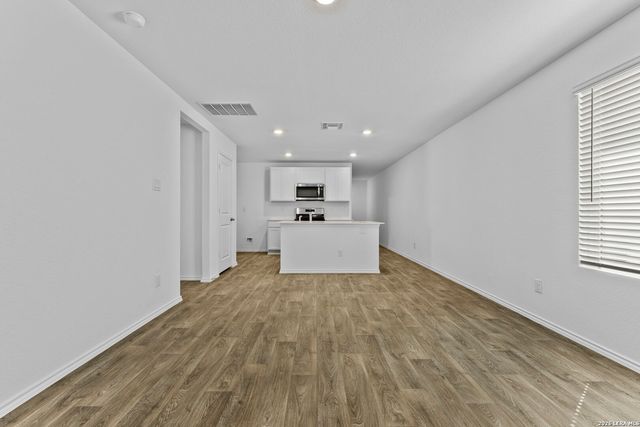 4263 marjoram, Von Ormy, TX 78073