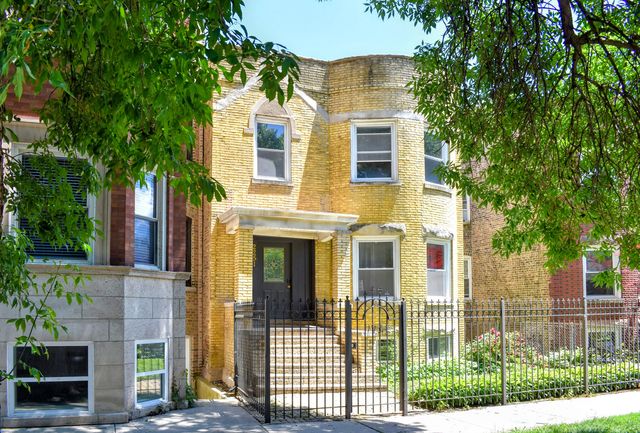 2251 N Sawyer Avenue, Chicago, IL 60647