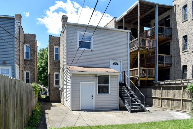 2251 N Sawyer Avenue, Chicago, IL 60647