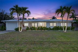 5259 Willow CT, Cape Coral, FL 33904