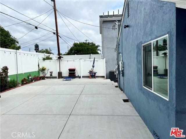 10937 Whitaker Avenue, Granada Hills (los Angeles), CA 91344