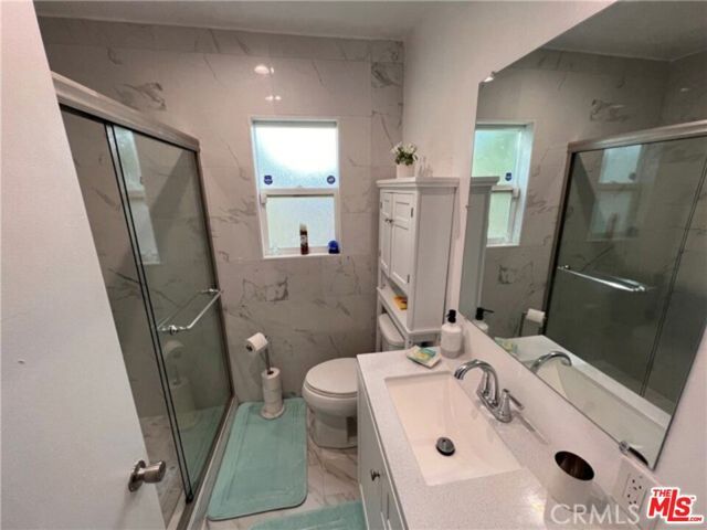 10937 Whitaker Avenue, Granada Hills (los Angeles), CA 91344