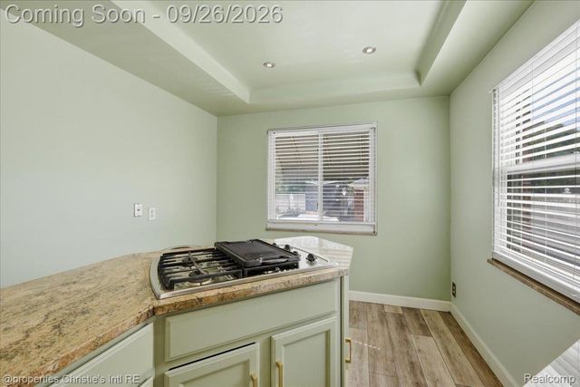 5511 W Outer Drive, Detroit, MI 48235