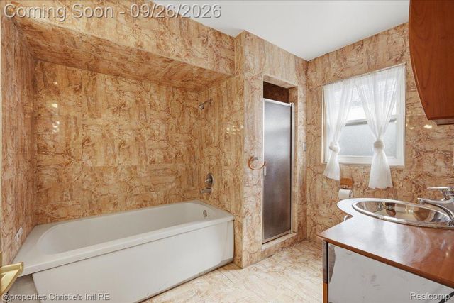 5511 W Outer Drive, Detroit, MI 48235