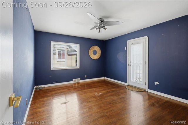 5511 W Outer Drive, Detroit, MI 48235