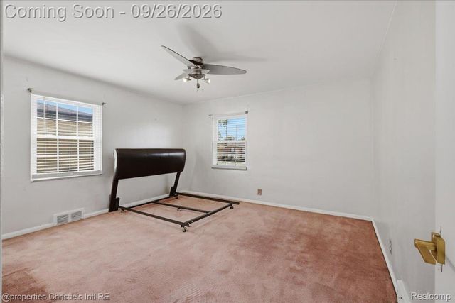 5511 W Outer Drive, Detroit, MI 48235