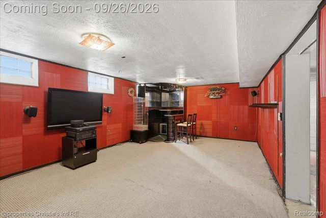 5511 W Outer Drive, Detroit, MI 48235