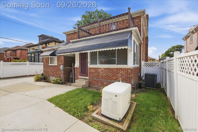 5511 W Outer Drive, Detroit, MI 48235