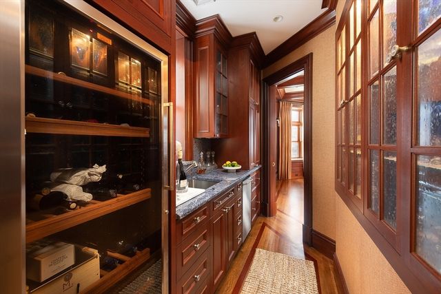 304 Commonwealth Ave PH, Boston, MA 02115