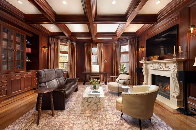 304 Commonwealth Ave PH, Boston, MA 02115