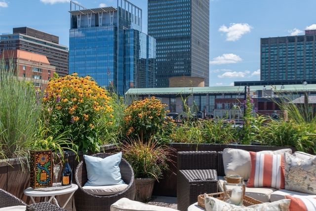 304 Commonwealth Ave PH, Boston, MA 02115