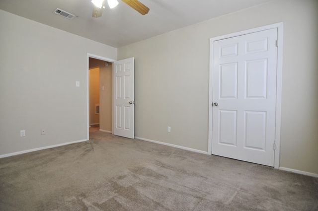 2912 Prairie Flower Circle D, Bryan, TX 77802